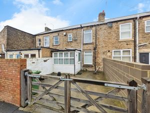 Rear- click for photo gallery